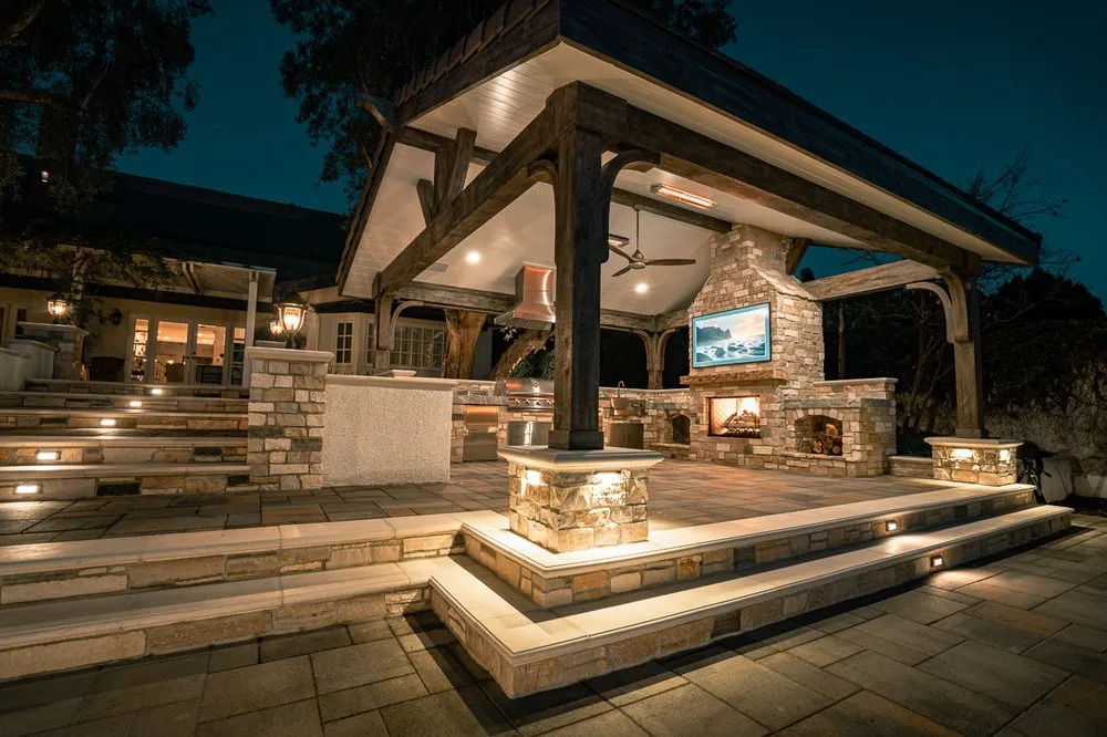 Professional yard maintenance for beautiful yards in Yorba Linda, CA by Around The Castle Pools