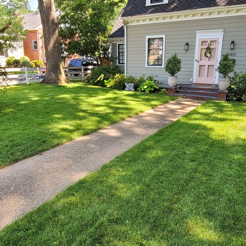 Local landscape design experts serving Henrico, VA - A'Round the Town