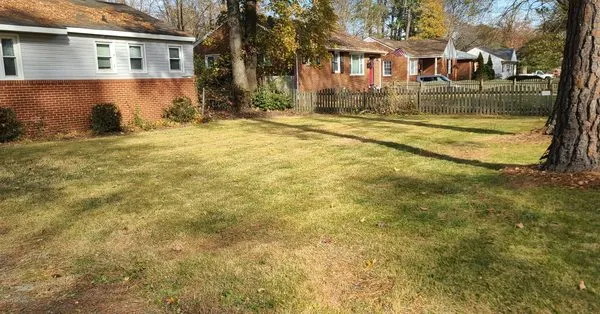 A'Round the Town Logo