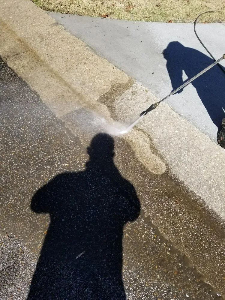 Local landscaping services for year-round maintenance in Chelsea, AL by AroundThe House and Tree Resources