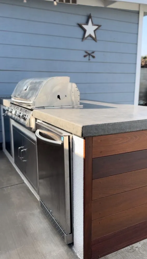 Professional landscape design for homes in Long Beach, CA by ArqTerra Landscaping