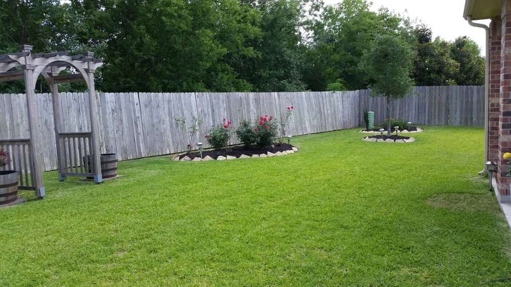 Expert landscape installation for homes in Pearland, TX by Arredondo's Landscaping