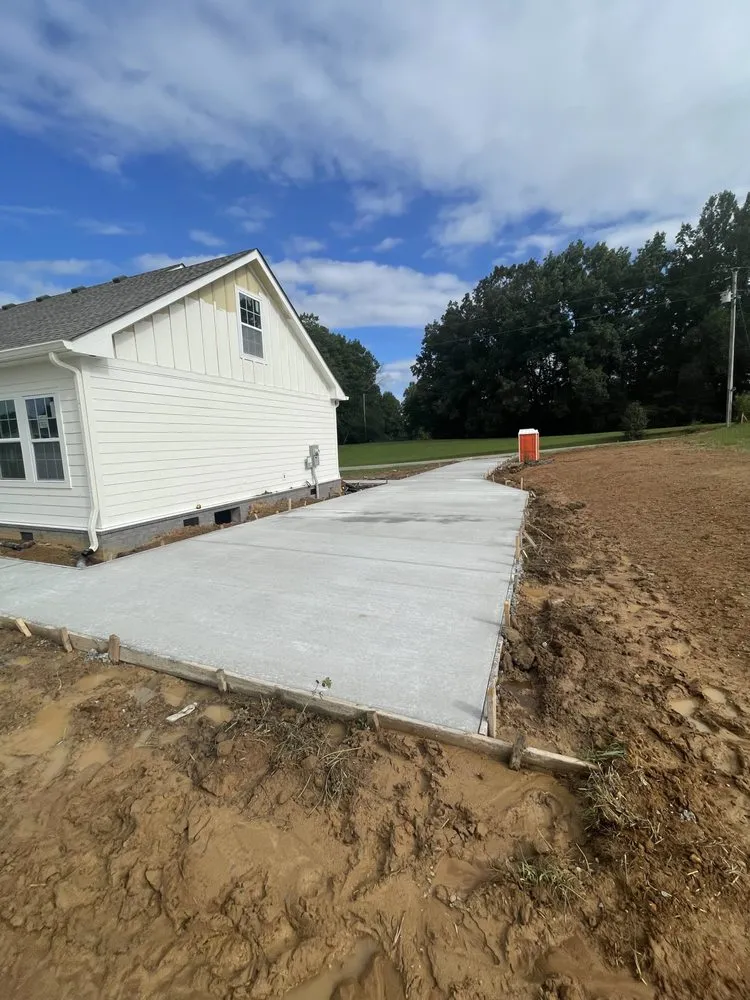 Affordable yard cleanup service for homes across Middle Tennessee, TN - Arreguín Concrete