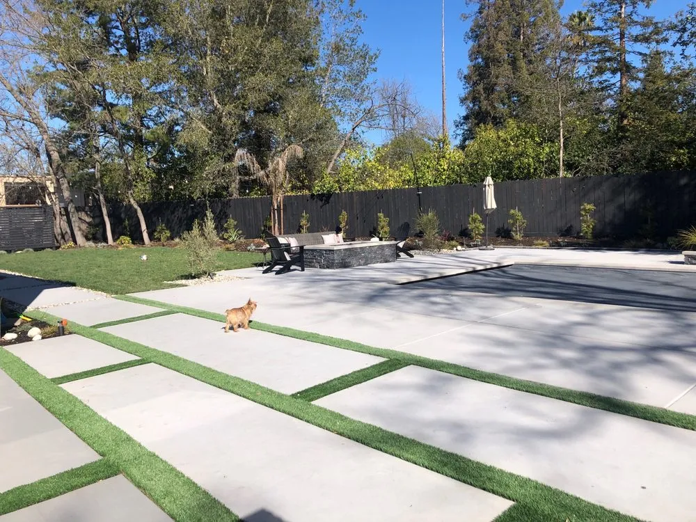 Professional lawn care service experts serving Lafayette, CA - Arreola Landscape and Pool Design