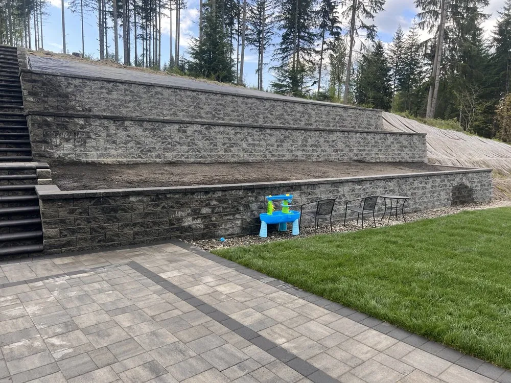 Affordable lawn mowing service in Bothell, WA by Arreola Landscape