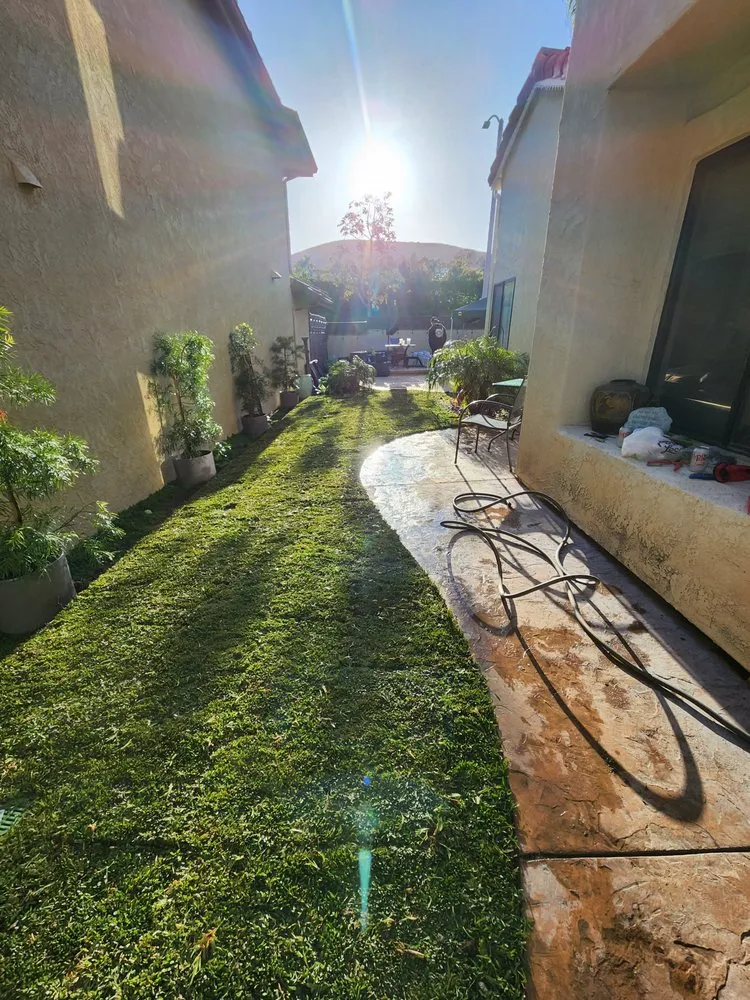 Expert outdoor landscaping experts serving San Clemente, CA - Arreola Landscaping