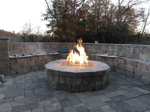 Trusted residential landscaping experts serving Independence, MO - Arreola Lawn Maintenance