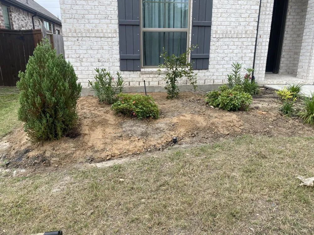 Reliable lawn mowing service experts serving Manvel, TX - Arreola’s Cleaning Services