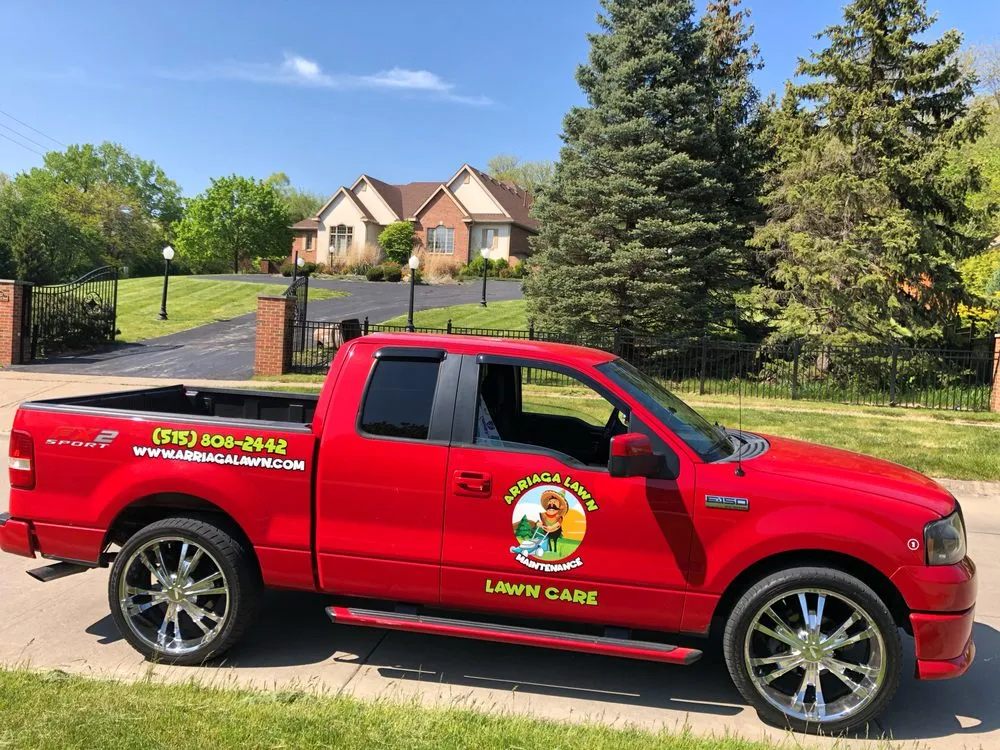 Reliable garden landscaping experts serving West Des Moines, IA - Arriaga Lawn Maintenance