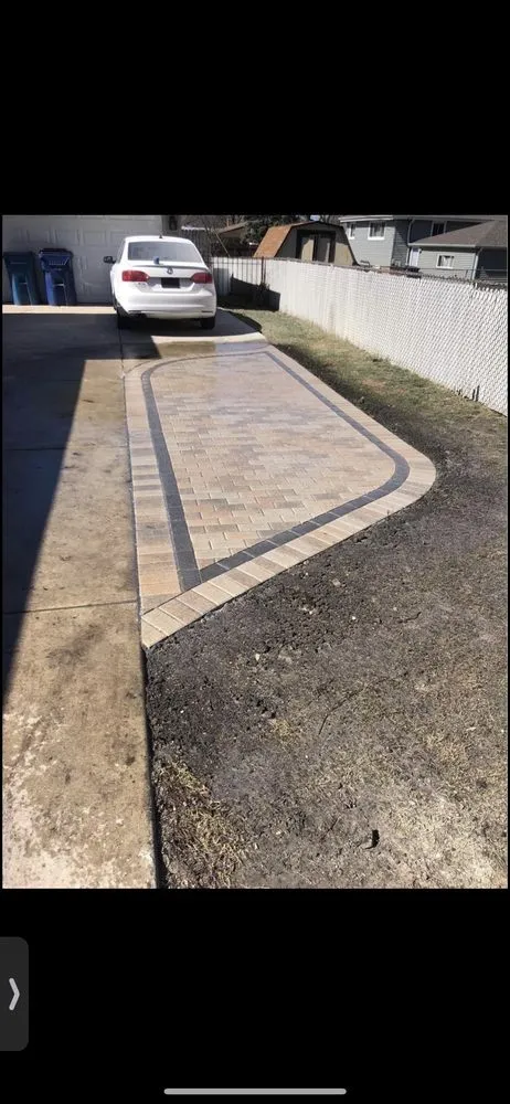 Top-rated garden landscaping in West Chicago, IL by Arriaga pavers