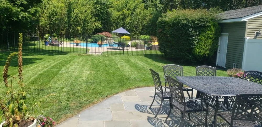 Top-rated yard maintenance in Shirley, NY by Arriaza Landscaping
