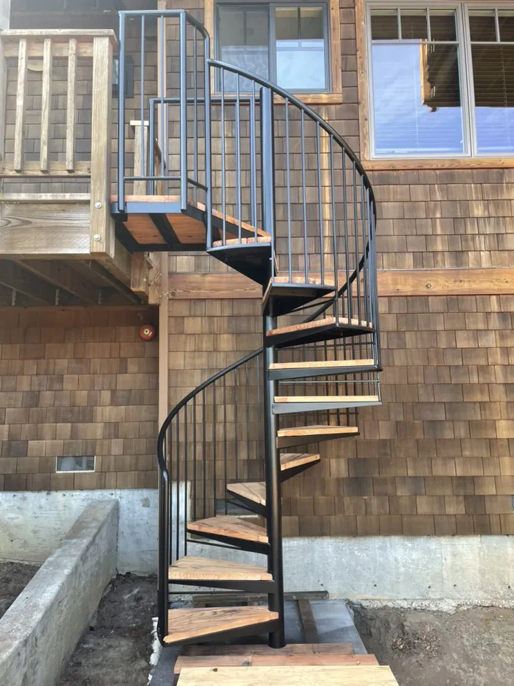 Local yard maintenance experts serving Fairfax, CA - Arrow Deck & Construction