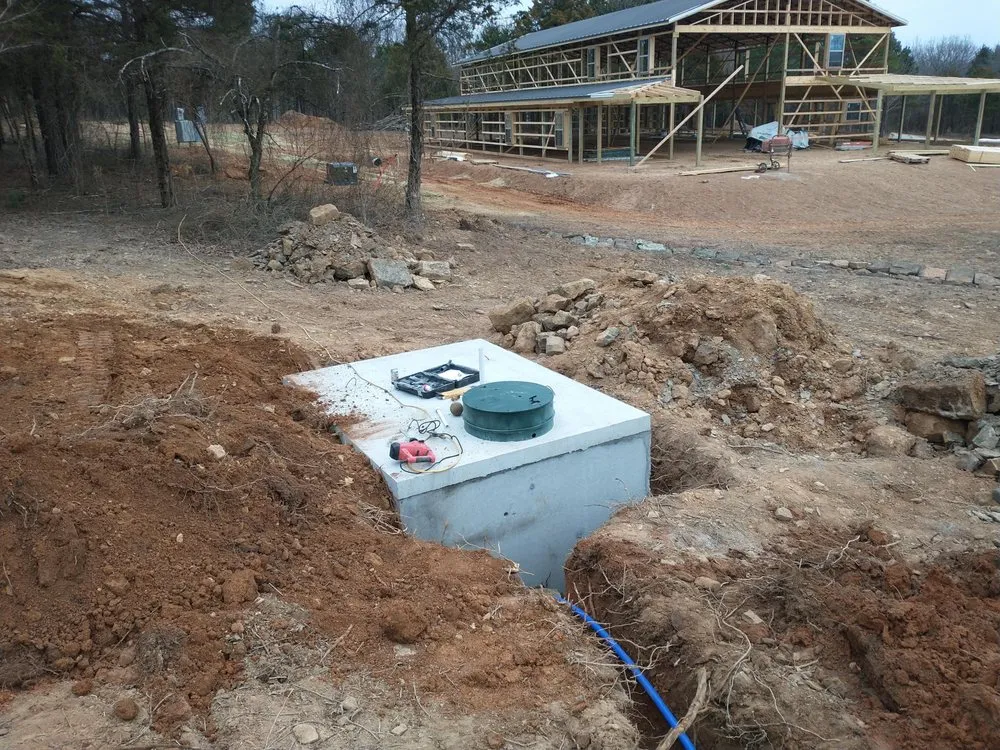 Reliable landscape installation for year-round maintenance in Van Buren, AR by Arrow Dirt Works