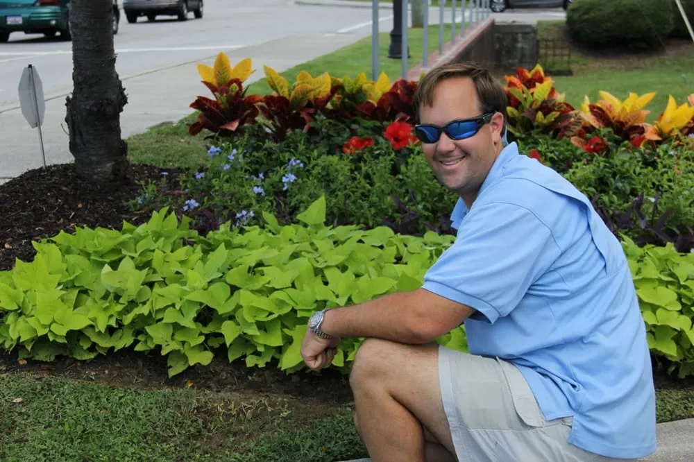 Local lawn care service for beautiful yards across Summerville, SC - Arrow Grounds Maintenance