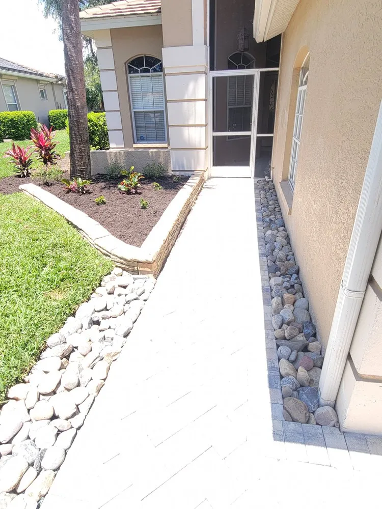Reliable yard maintenance experts serving Naples, FL - Arrow Landscaping and Designs