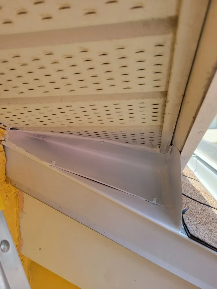 Custom lawn mowing service in Naples, FL - Arrow Landscaping and Designs