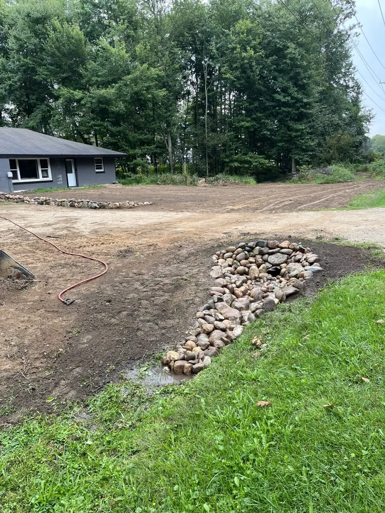 Top-rated residential landscaping for outdoor upgrades in Anahuac, TX by Arrowoods Lawn Service