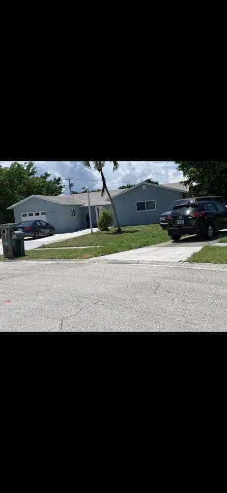 Custom yard cleanup service in Miami Gardens, FL - Arrow’s Lawn Service