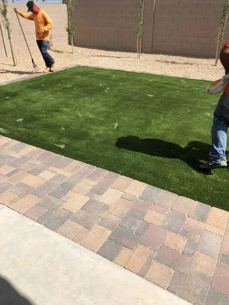 Top-rated yard cleanup service for beautiful yards across Sun City West, AZ - Arroyo and Sons Hardscape