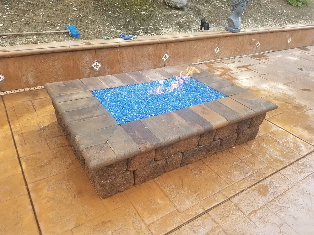 Professional garden landscaping experts serving Bakersfield, CA - Arroyo Grande Landscaping