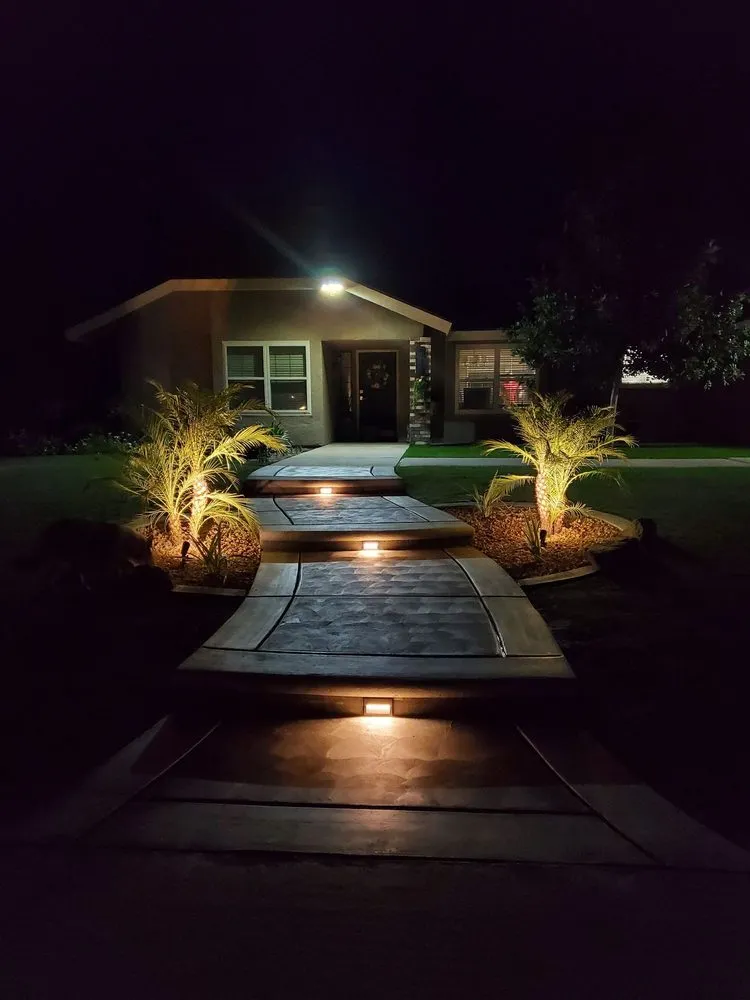 Custom outdoor landscaping experts serving Bakersfield, CA - Arroyo Grande Landscaping