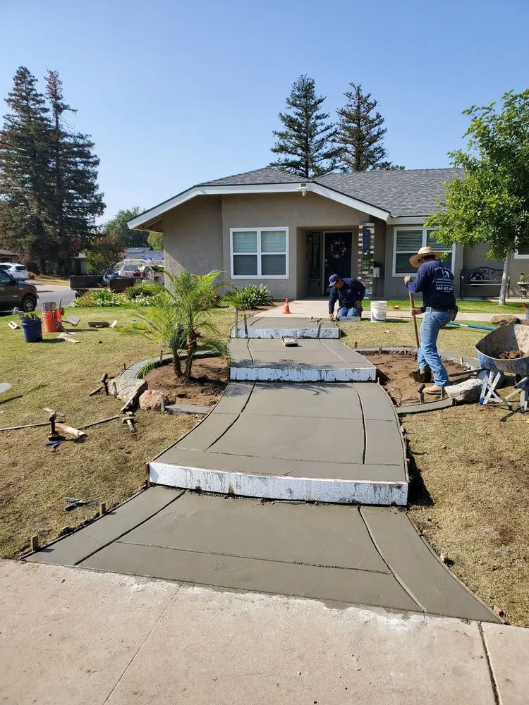 Local yard maintenance in Bakersfield, CA - Arroyo Grande Landscaping