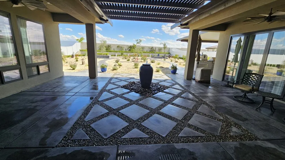 Expert garden landscaping in Bakersfield, CA by Arroyo Grande Landscaping