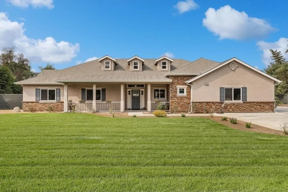 Trusted landscaping services in Clovis, CA - Arroyo Grande Landscaping