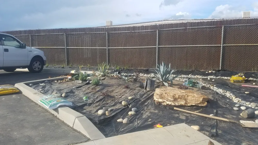 Reliable garden landscaping experts serving Clovis, CA - Arroyo Grande Landscaping