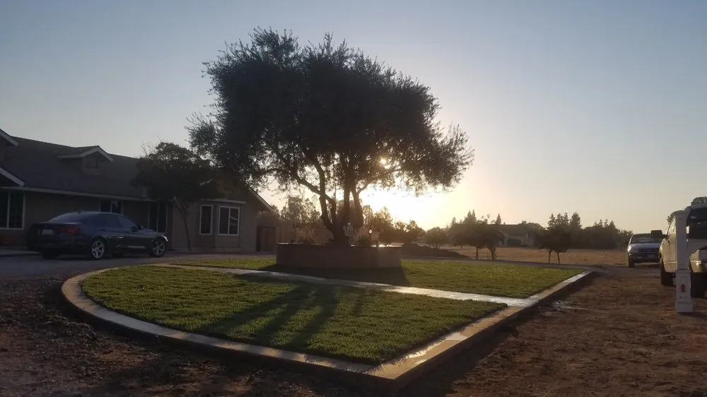 Expert yard maintenance in Clovis, CA - Arroyo Grande Landscaping