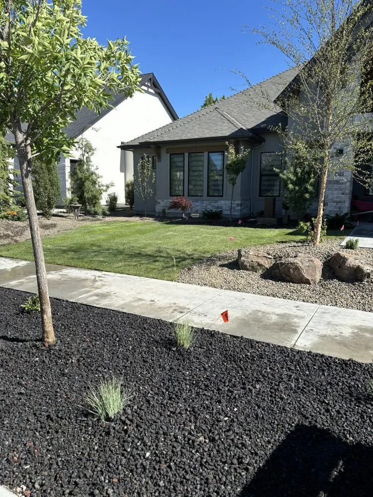 Trusted lawn care service experts serving Nampa, ID - Arroyo Landscaping & Construction