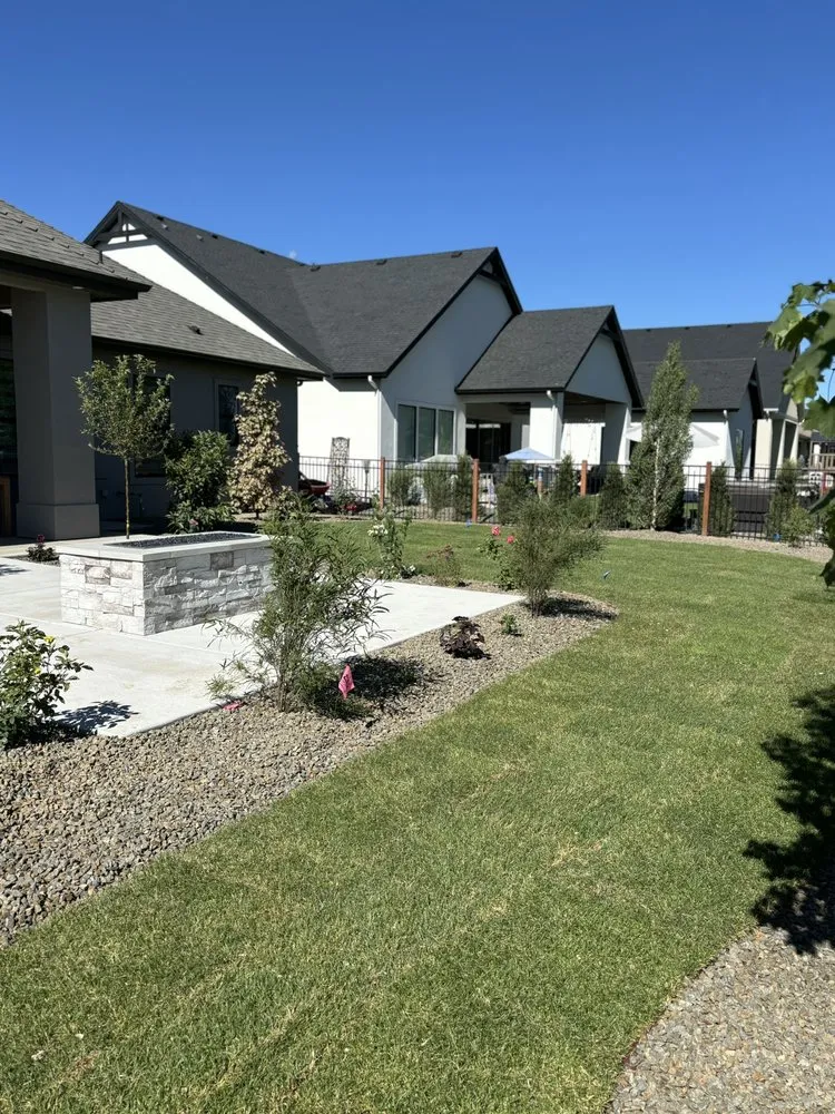Local yard cleanup service experts serving Nampa, ID - Arroyo Landscaping & Construction