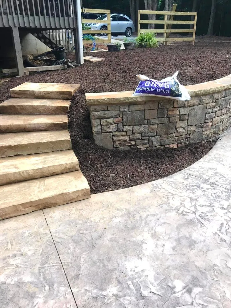 Expert lawn mowing service in Acworth, GA - Arroyo Landscaping