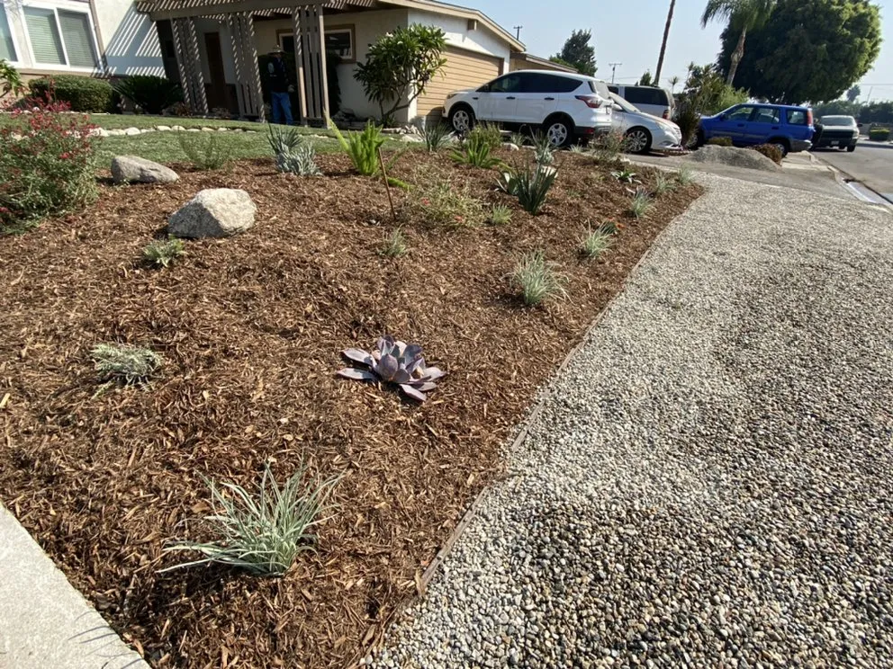 Top-rated lawn mowing service experts serving Pasadena, CA - Arroyo Seco Landscape & Design