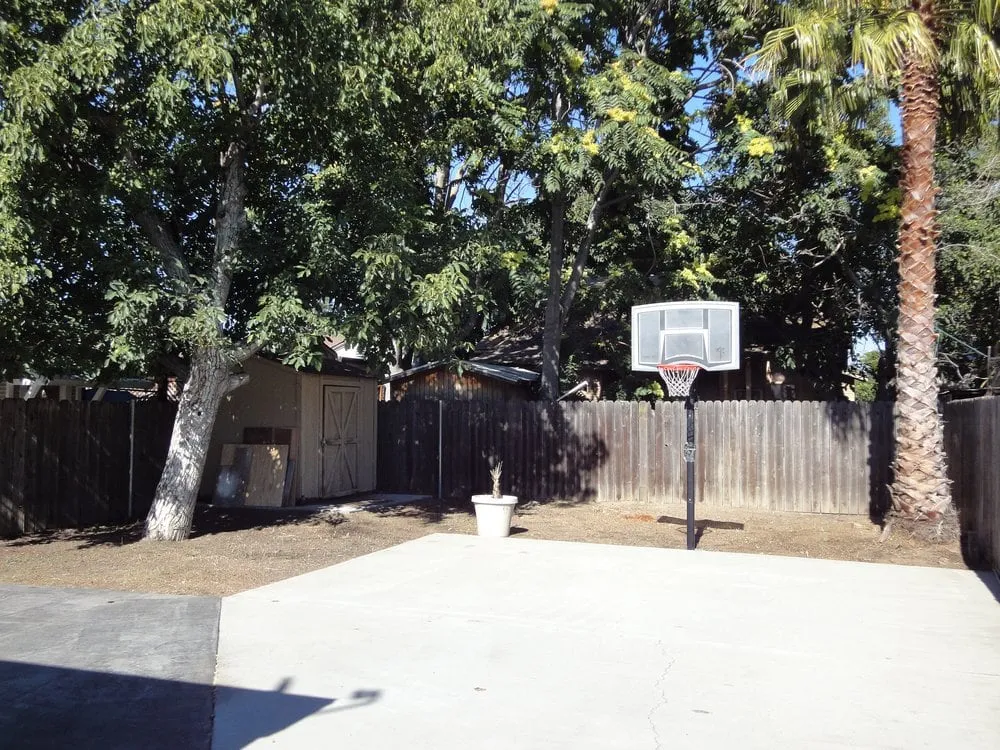 Top-rated yard cleanup service in San Jose, CA - Arroyo's Gardening Services