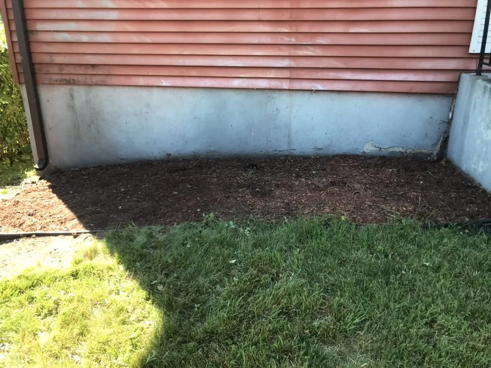 Trusted lawn care service for beautiful yards in Wallingford, CT by Arroyo’s landscaping