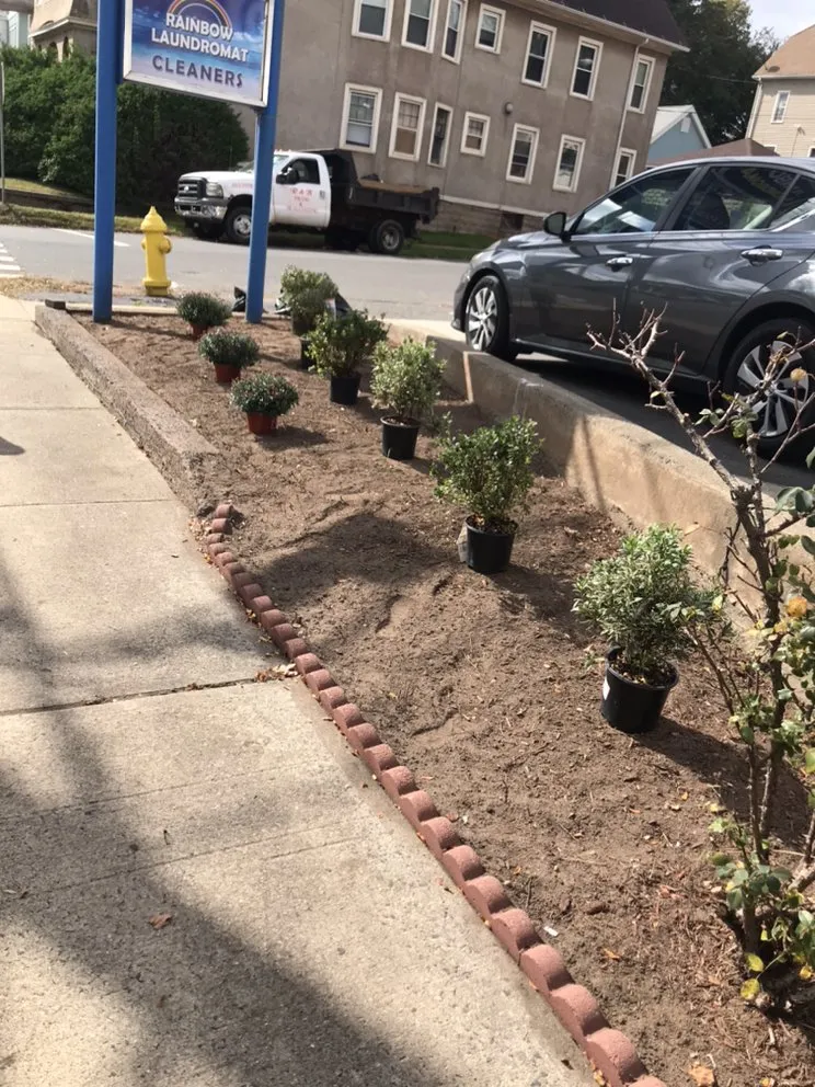 Expert garden landscaping experts serving Wallingford, CT - Arroyo’s landscaping