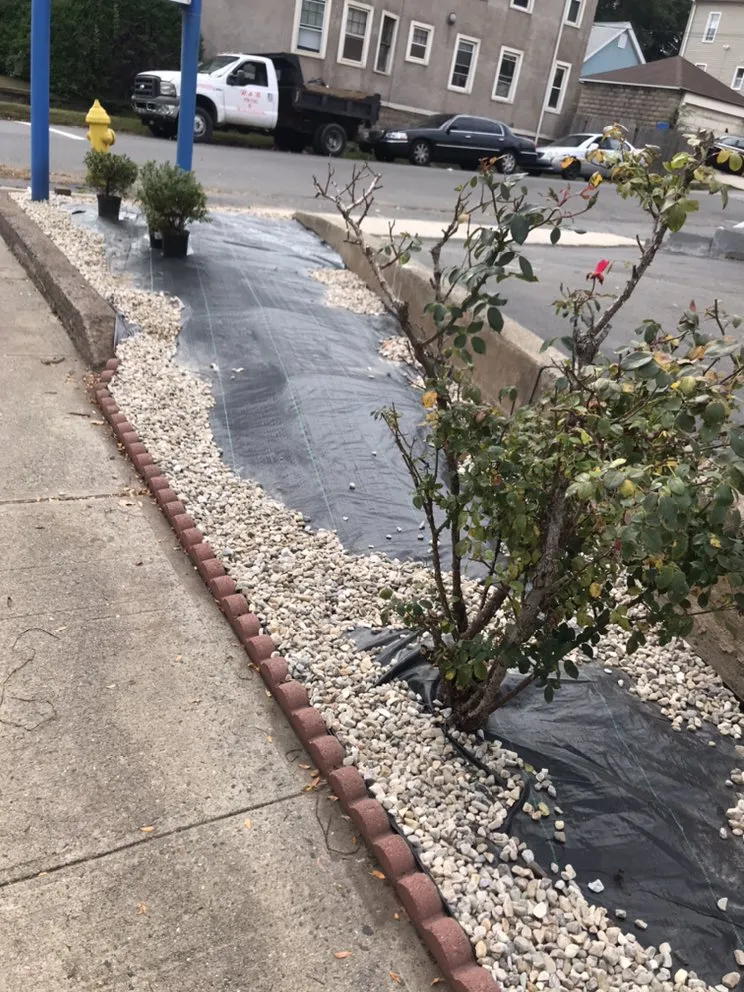 Local residential landscaping in Wallingford, CT by Arroyo’s landscaping