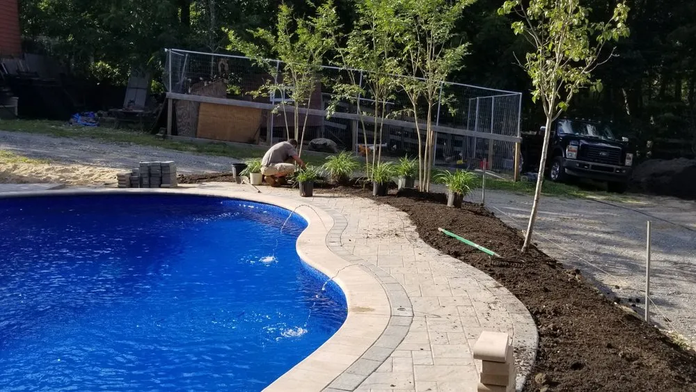 Trusted yard cleanup service for homes in Smithtown, NY by ARS Landscape & Design