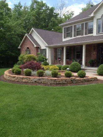 Custom lawn care service for beautiful yards across Chillicothe, OH - Arselli's Landscape and Design
