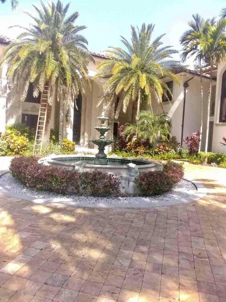 Expert garden landscaping in Fort Lauderdale, FL - Art & Tree Landscaping