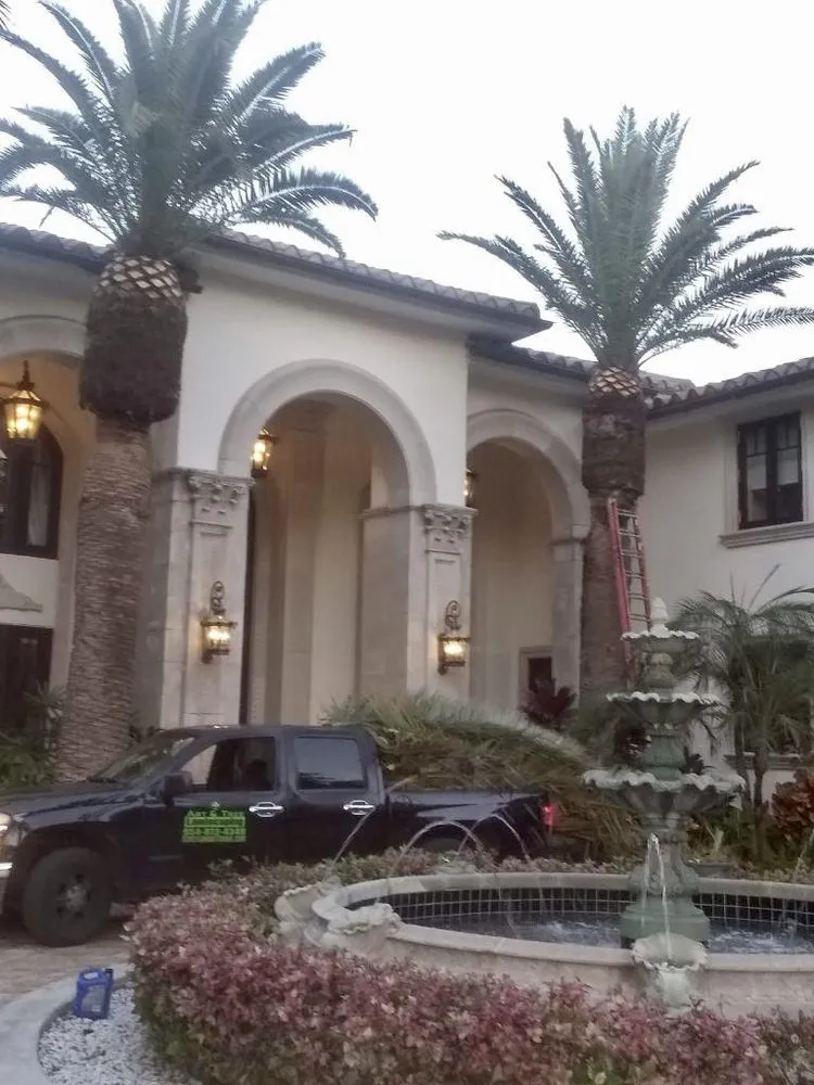 Local garden landscaping with custom design in Fort Lauderdale, FL by Art & Tree Landscaping