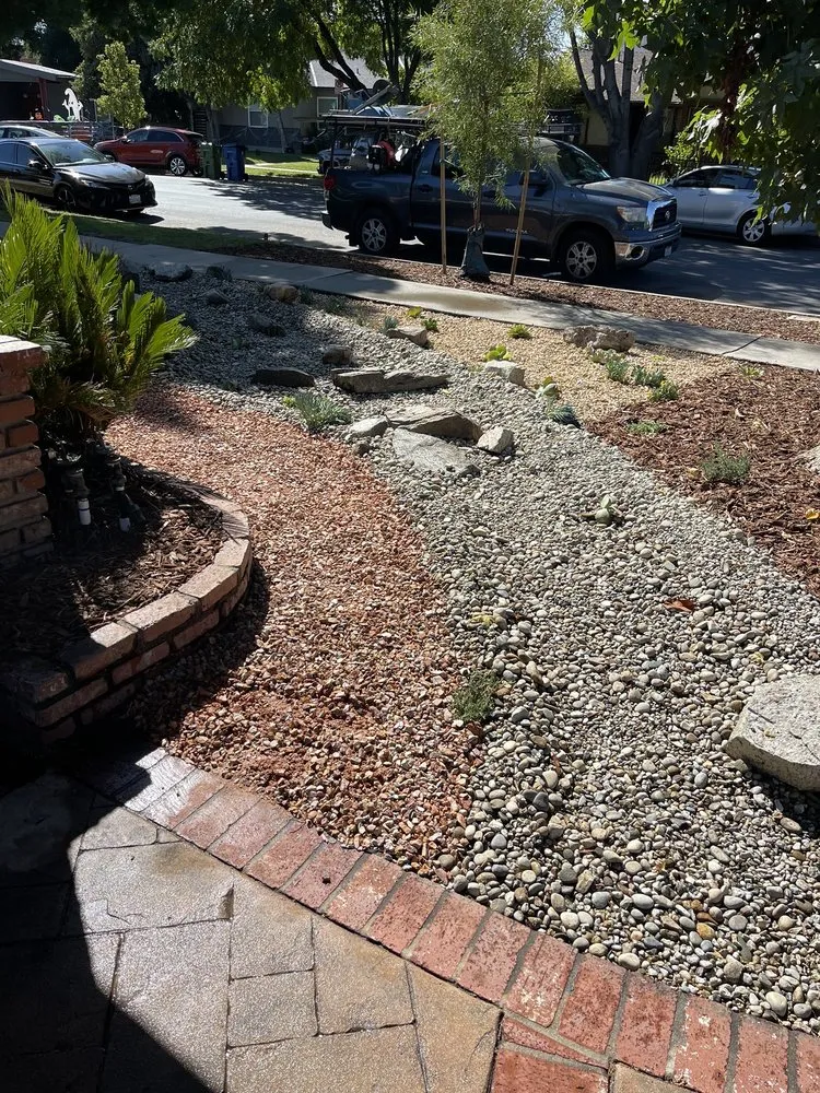 Affordable lawn mowing service for year-round maintenance across Los Angeles, CA - Art House Landscape