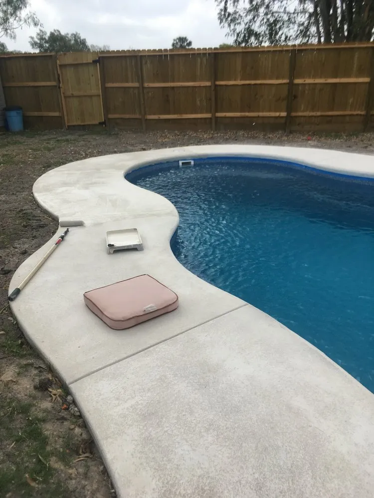 Professional yard cleanup service near you in Corpus Christi, TX by Art In Crete CCTX