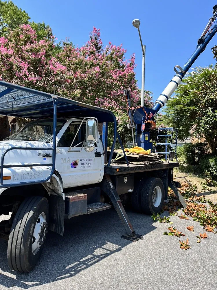 Local landscape installation in Virginia Beach, VA by Art Is Tree