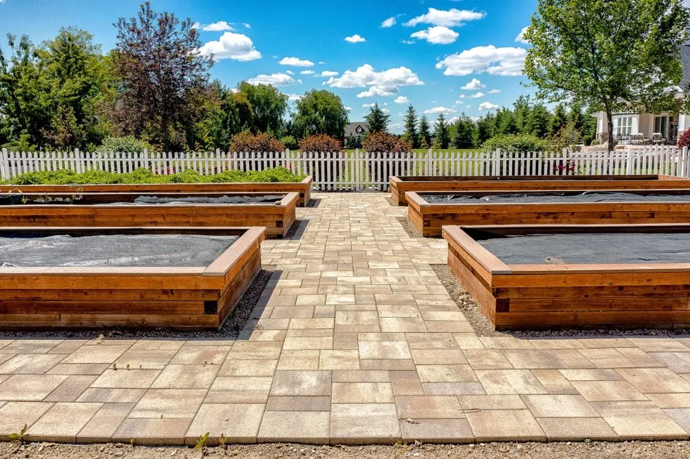 Local garden landscaping experts serving Boise, ID - Art of the Earth