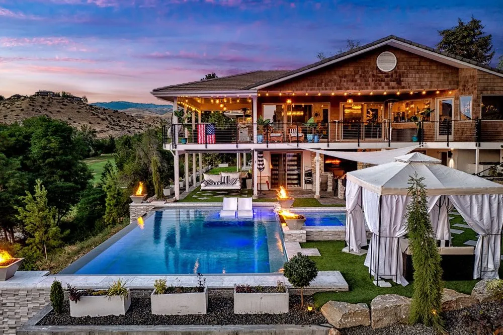 Expert landscape installation for homes in Boise, ID by Art of the Earth