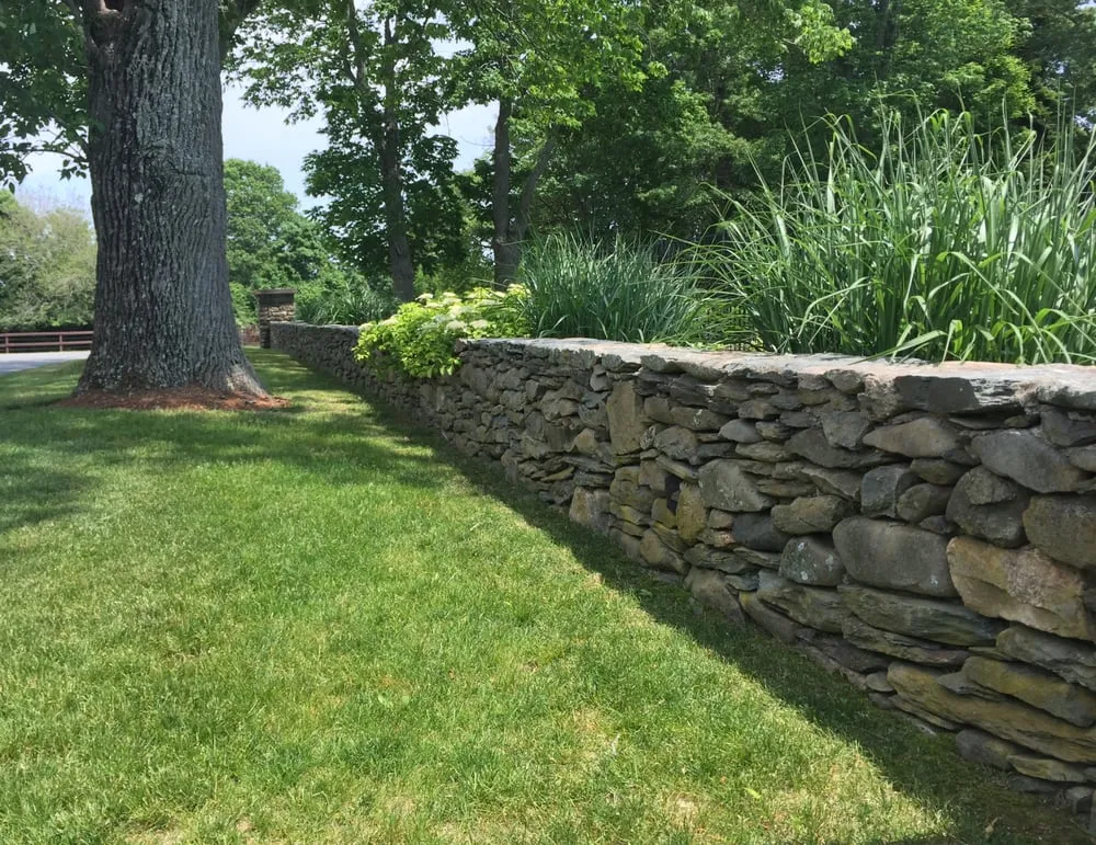 Custom yard maintenance in Acushnet, MA - Art Stonework Construction