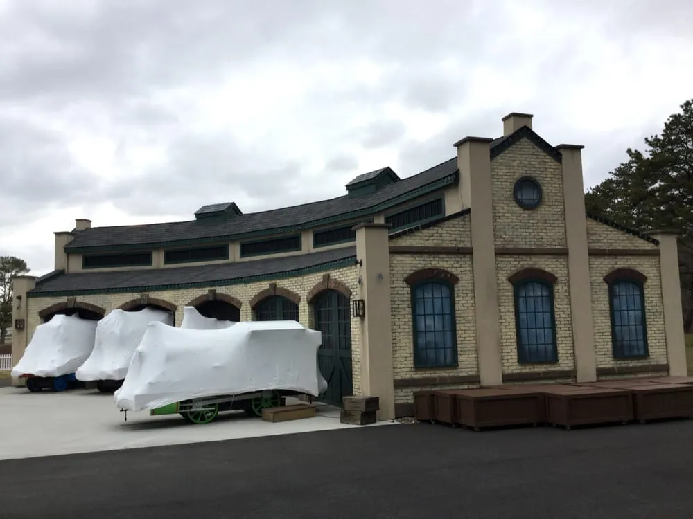 Trusted yard cleanup service experts serving Acushnet, MA - Art Stonework Construction