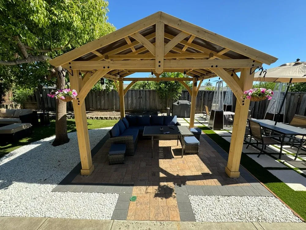 Professional landscape design for year-round maintenance in San Jose, CA by Artesanal Concepts